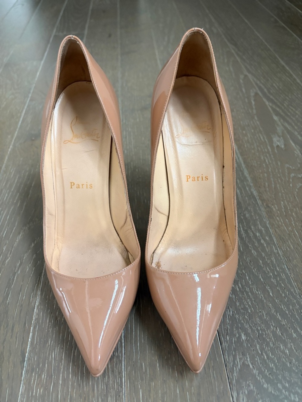 Christian Louboutin
Women's Pigalle Plato Pumps Patent 100 mm